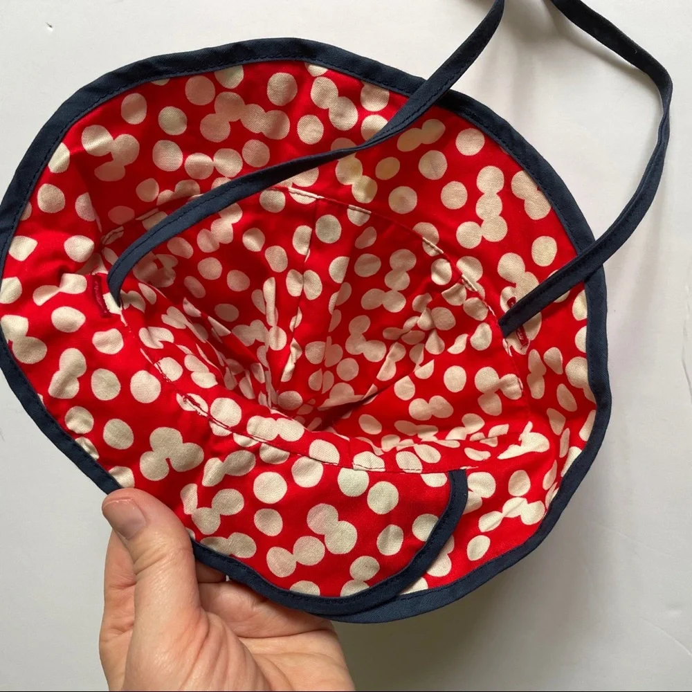 Sam and Coop reversible sun hat